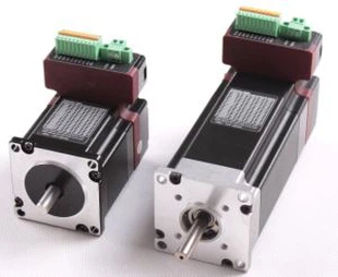 Integrovaný bezkartáčový servomotor NEMA23